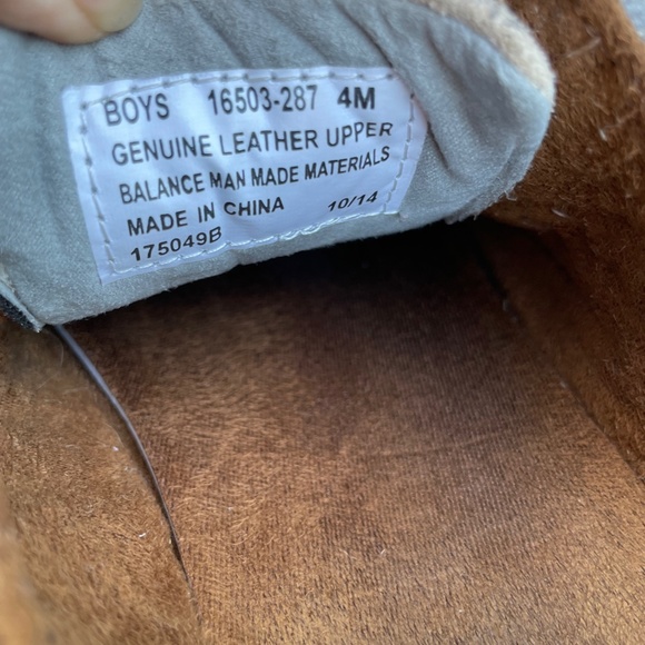 Florsheim Kearny Jr. Boys Plain Toe Oxford shoes / Size 4M - Picture 7 of 7